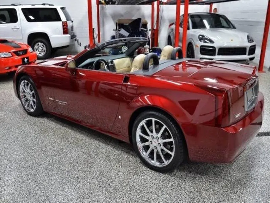 2007 Cadillac XLR photo 1
