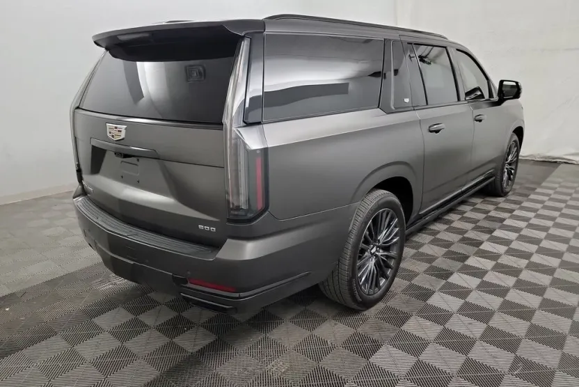 2025 Cadillac Escalade ESV Sport Platinum photo 1