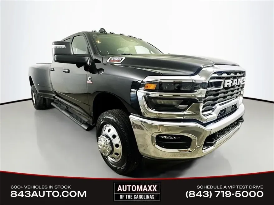 2025 Ram 3500 Tradesman photo 1