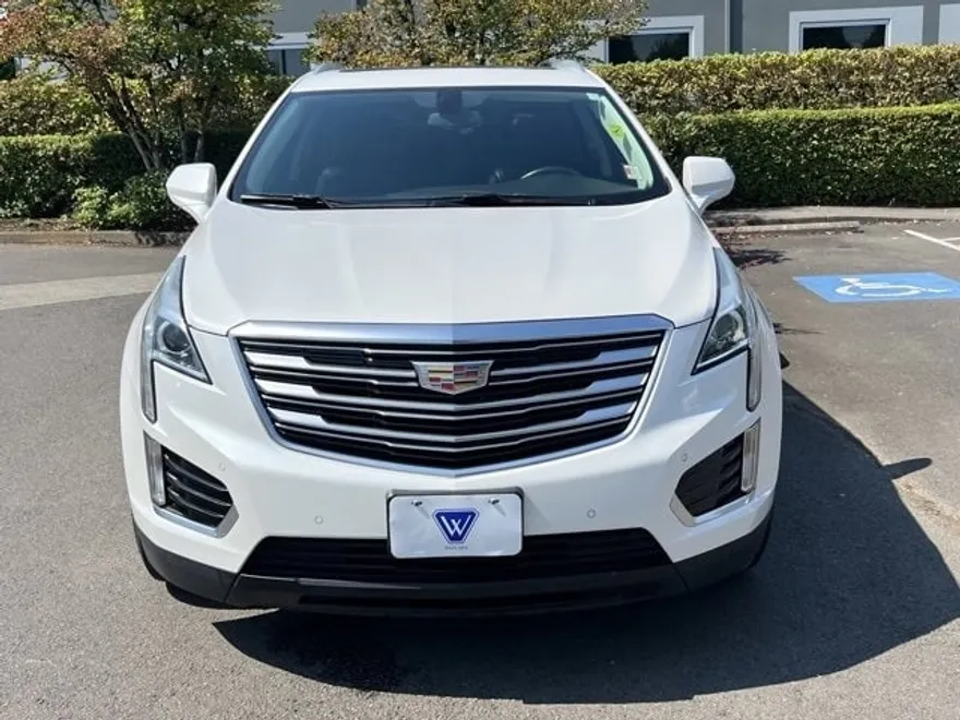 2018 Cadillac XT5 Luxury photo 1