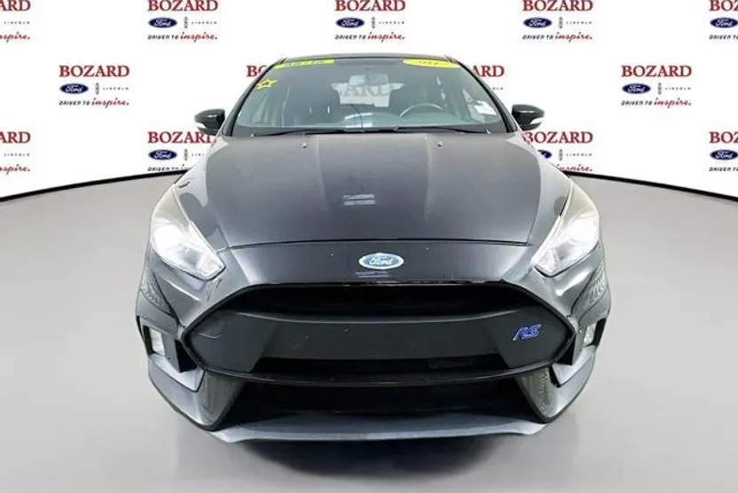 2017 Ford Focus RS photo 1
