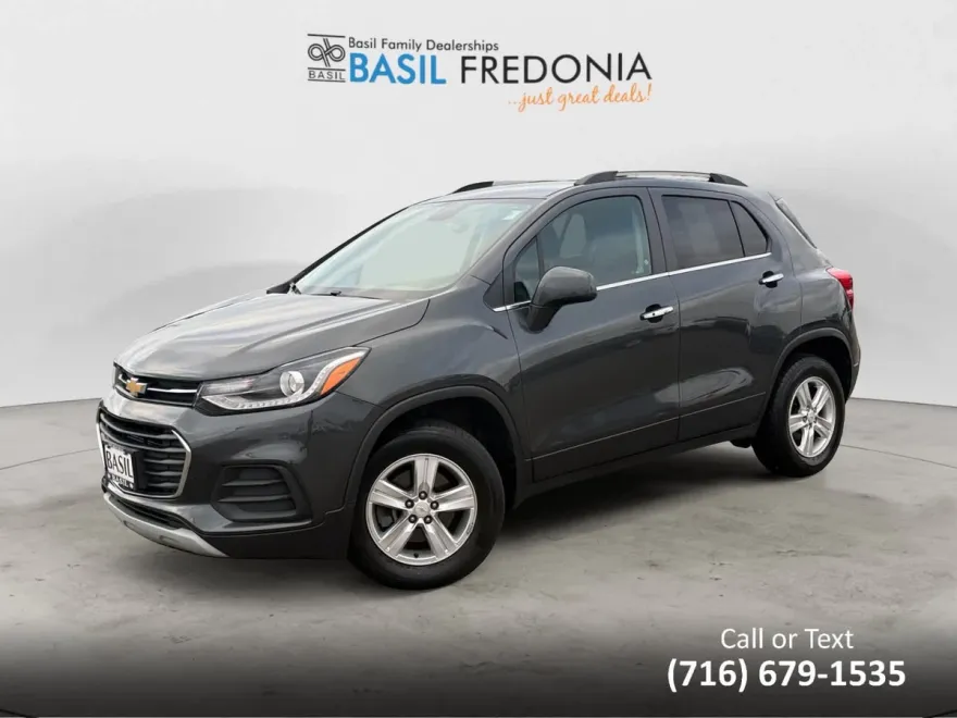 2017 Chevrolet Trax LT photo 1