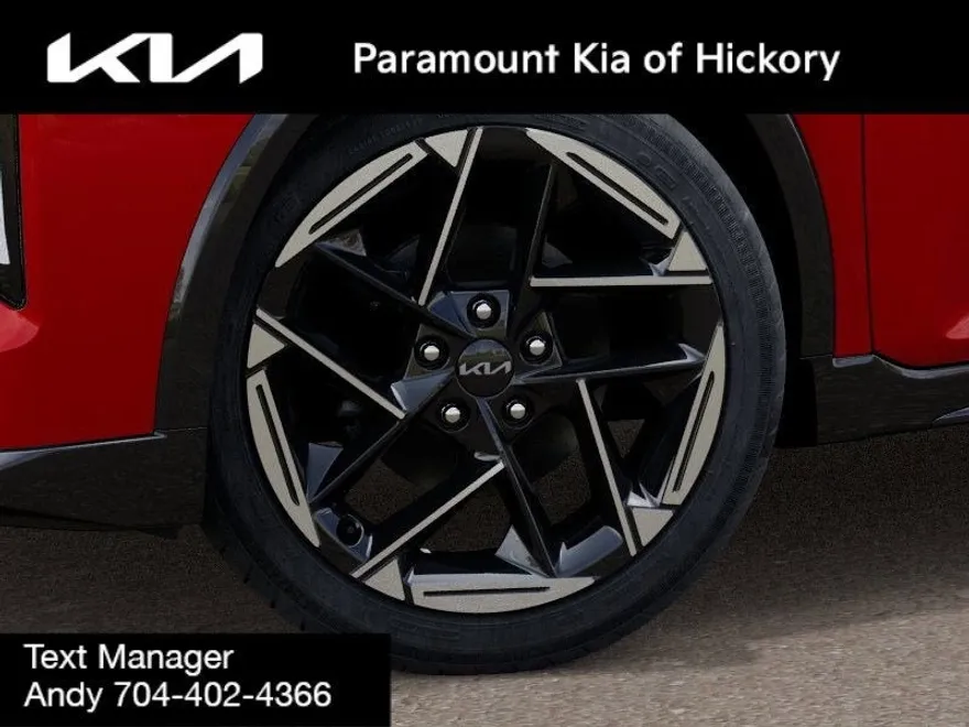 2025 Kia K4 GT-Line photo 1