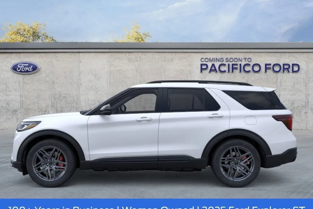 2025 Ford Explorer ST photo 1