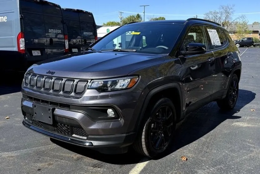 2022 Jeep Compass Altitude photo 1