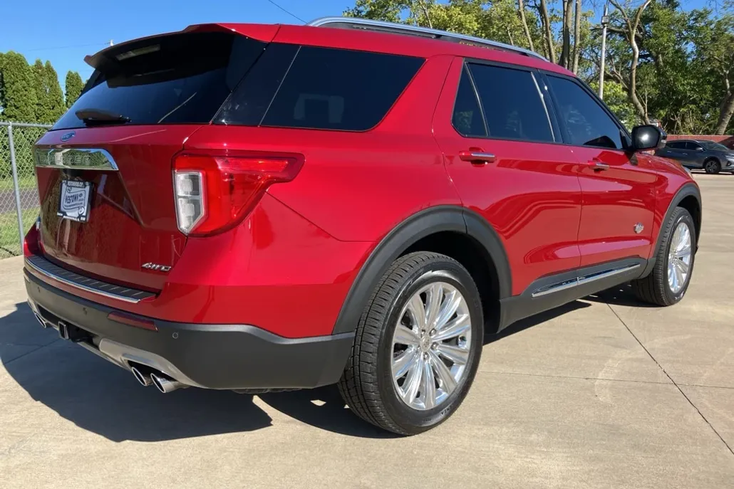 2022 Ford Explorer King Ranch photo 1
