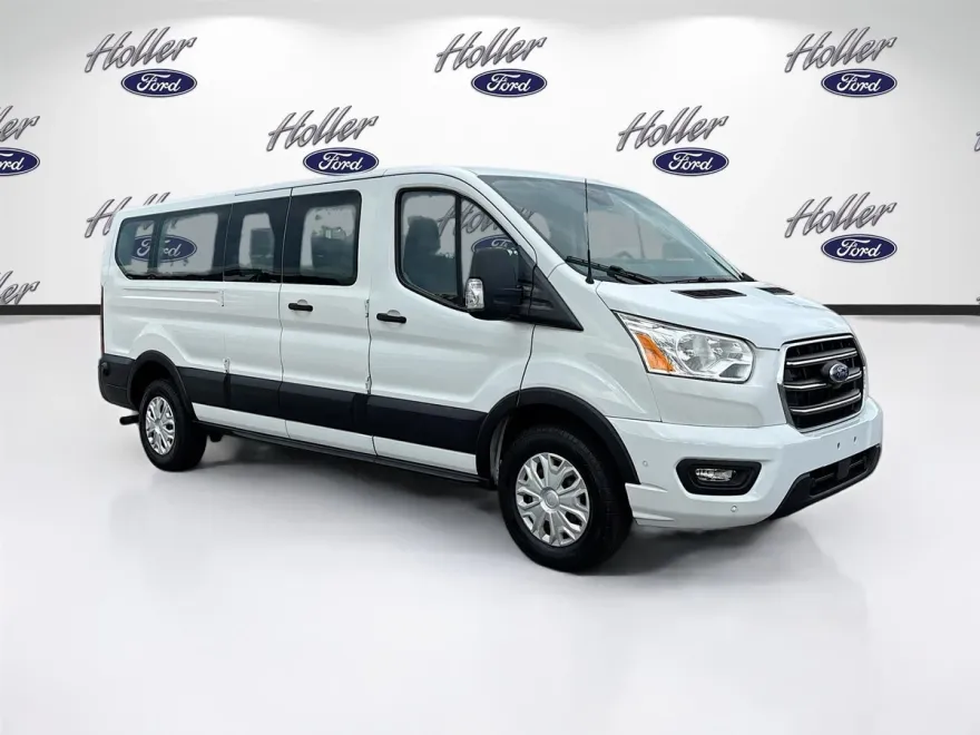 2020 Ford Transit Passenger XLT photo 1