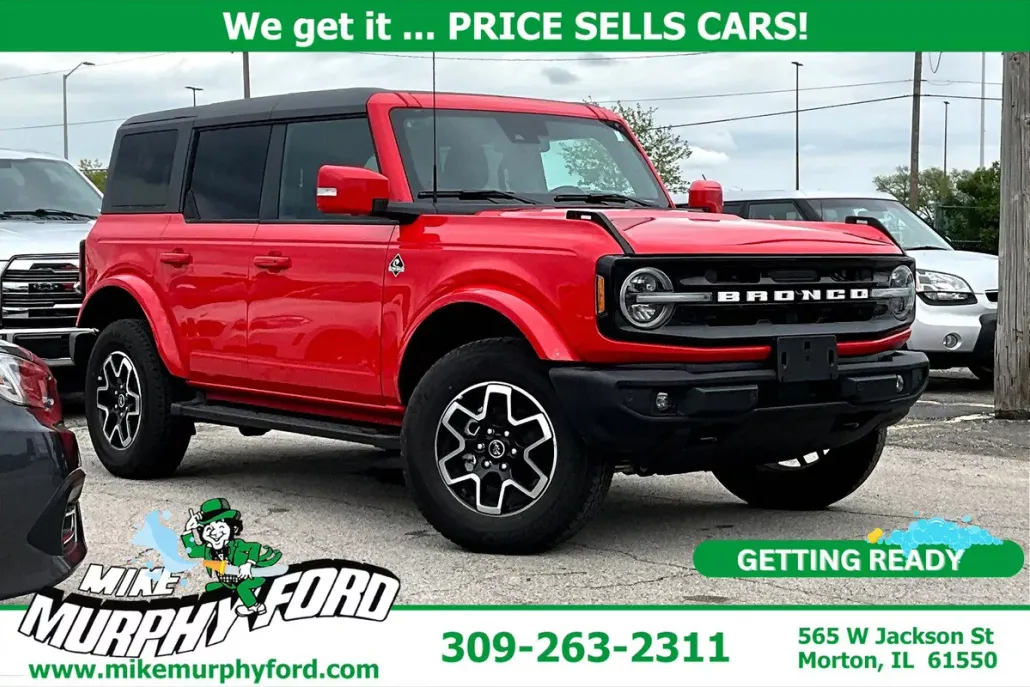 2024 Ford Bronco Outer Banks photo 1