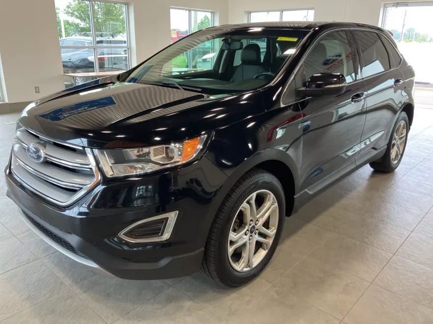 2018 Ford Edge Titanium photo 1