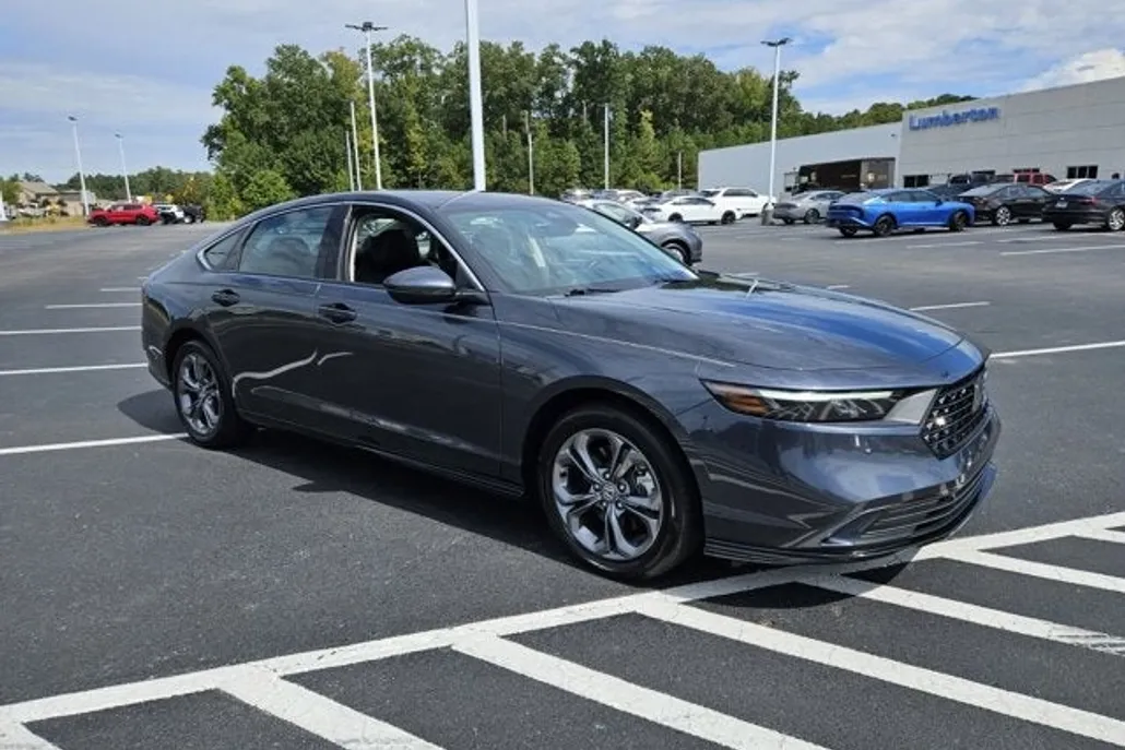 2023 Honda Accord Hybrid EX-L photo 1