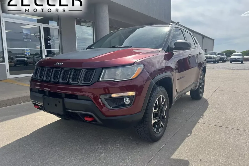 2020 Jeep Compass Trailhawk photo 1