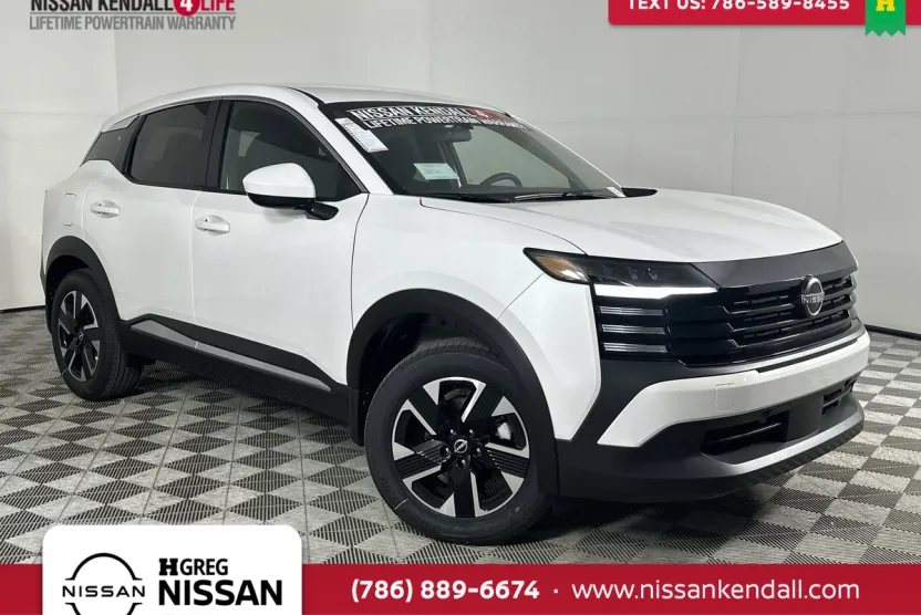2025 Nissan Kicks SV photo 1