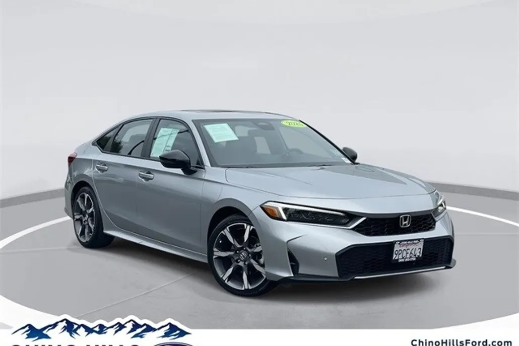 2025 Honda Civic Hybrid Sport Touring photo 1