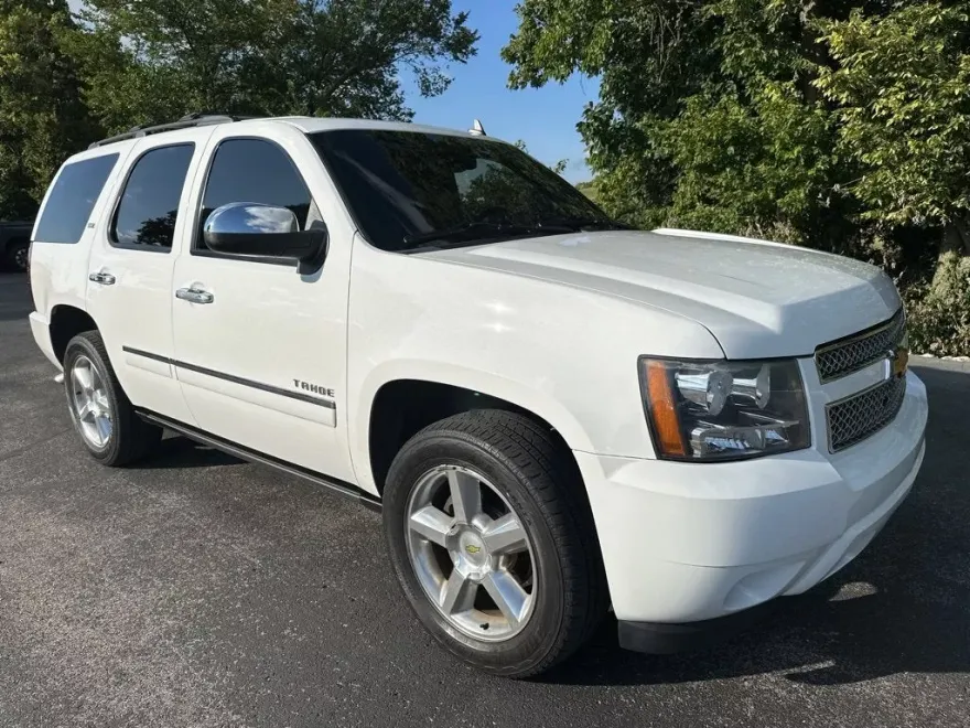 2014 Chevrolet Tahoe LTZ photo 1