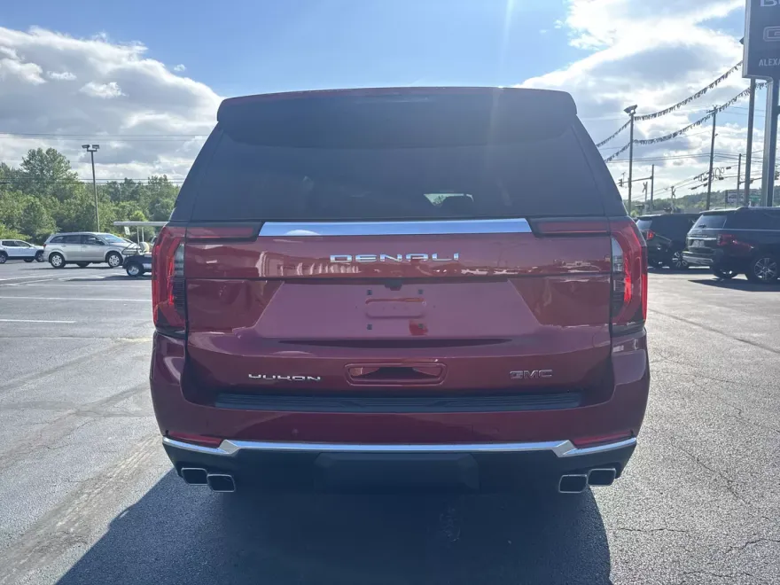 2025 Gmc Yukon XL Denali photo 1