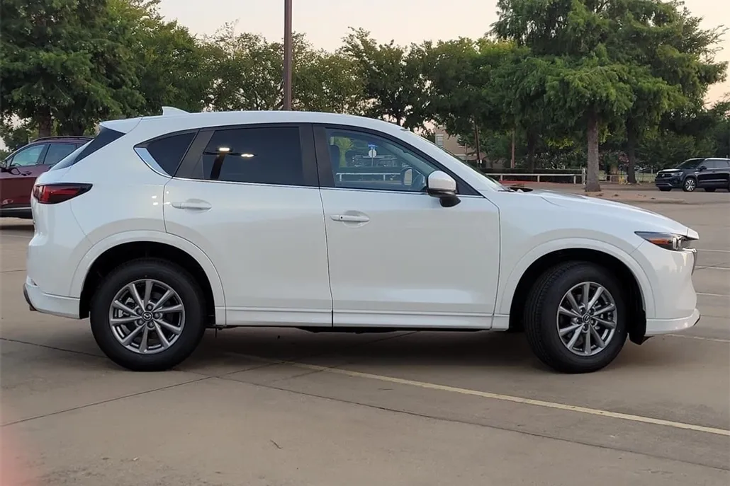 2025 Mazda CX-5 2.5 S Preferred photo 1
