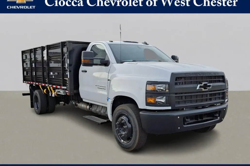 2024 Chevrolet Silverado 5500HD Work Truck photo 1
