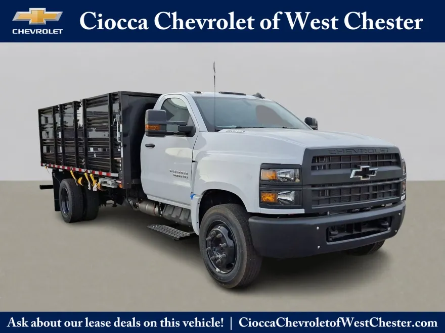 2024 Chevrolet Silverado 5500HD Work Truck photo 1