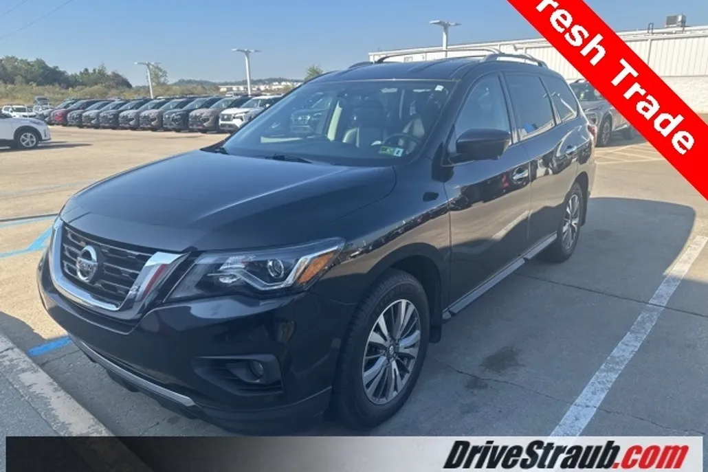 2020 Nissan Pathfinder SL photo 1