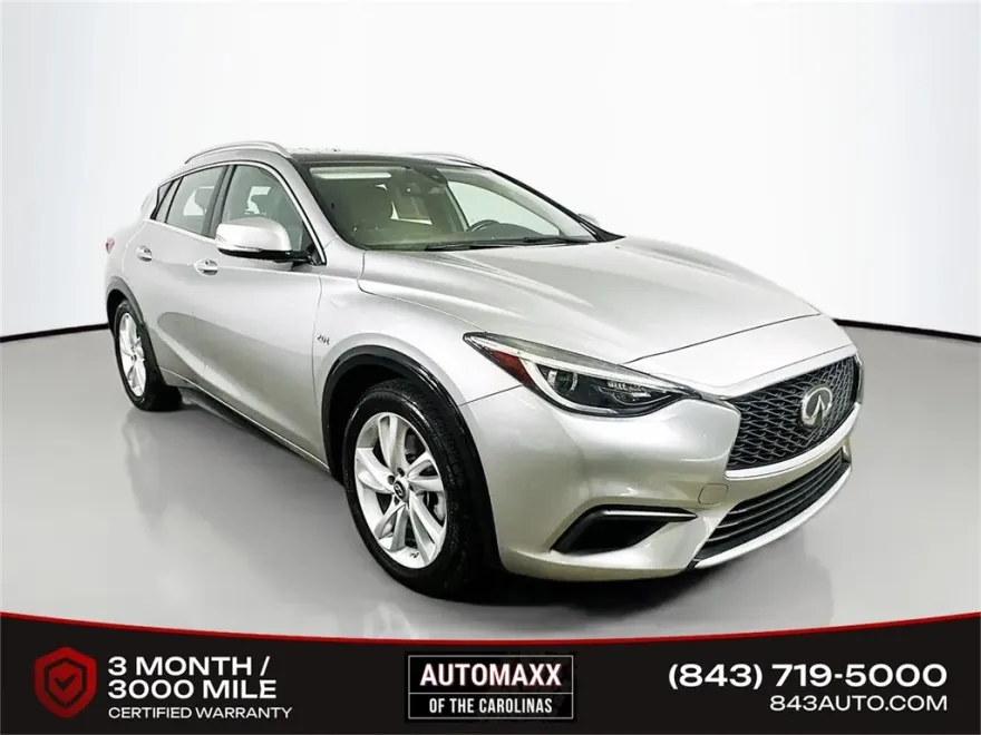 2019 Infiniti QX30 Luxe photo 1
