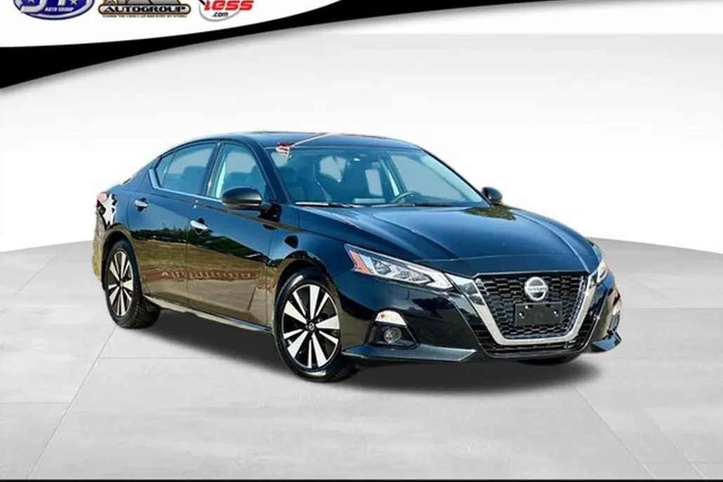 2021 Nissan Altima 2.5 SL photo 1
