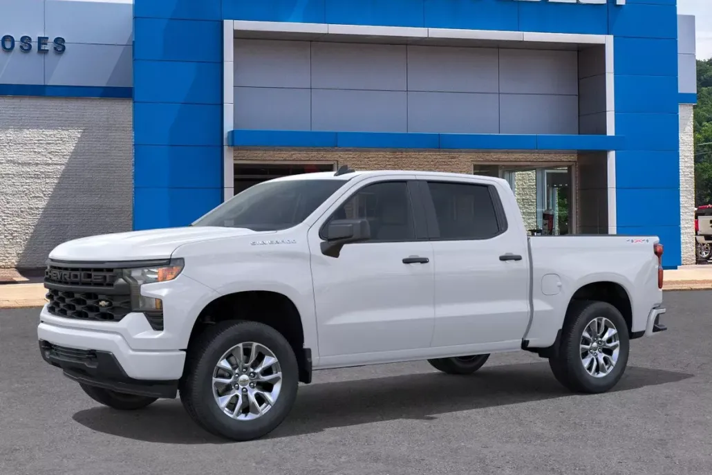 2026 Chevrolet Silverado 1500 Custom photo 1
