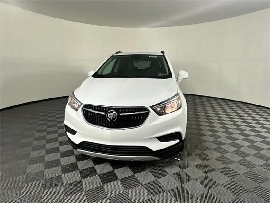 2022 Buick Encore Preferred photo 1
