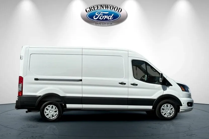 2025 Ford Transit photo 1