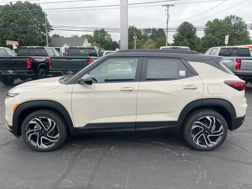 2026 Chevrolet Trailblazer RS photo 1