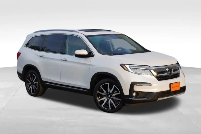 2021 Honda Pilot Touring photo 1