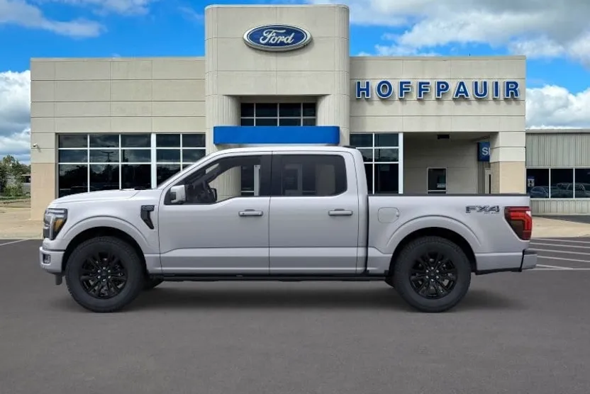 2025 Ford F-150 Platinum photo 1