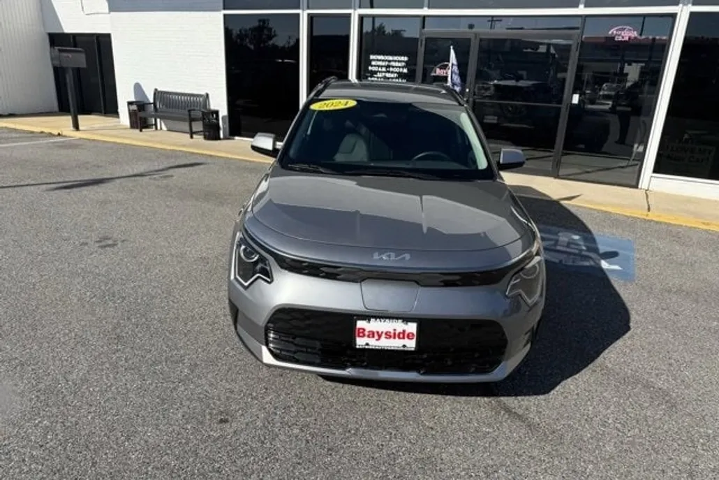 2024 Kia Niro EV Wind photo 1