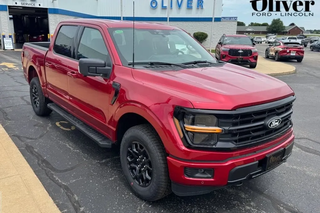 2025 Ford F-150 XLT photo 1