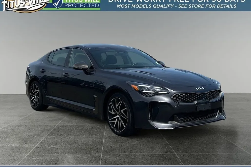 2023 Kia Stinger GT-Line photo 1
