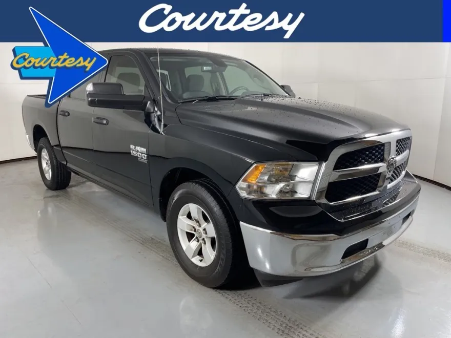 2023 Ram 1500 Classic SLT photo 1