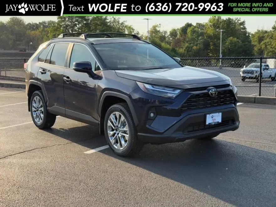 2025 Toyota RAV4 XLE Premium photo 1