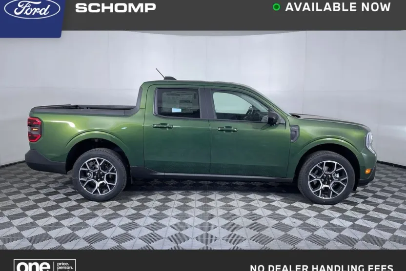 2025 Ford Maverick Lariat photo 1