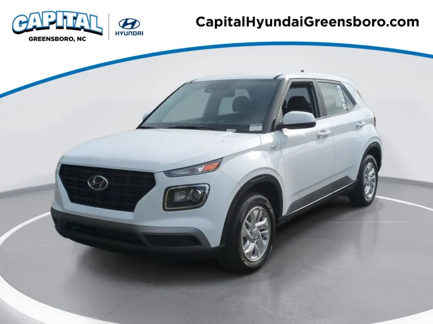 2025 Hyundai Venue SE photo 1
