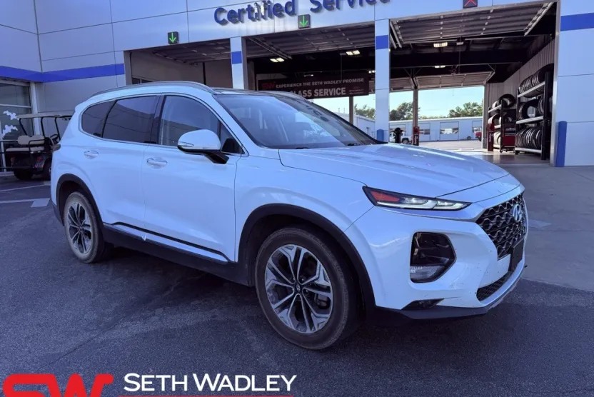 2020 Hyundai Santa Fe SEL photo 1