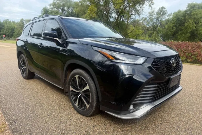 2021 Toyota Highlander XSE photo 1