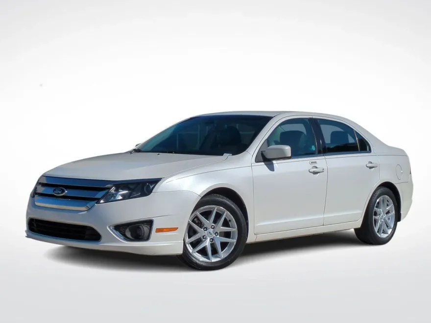 2012 Ford Fusion SEL photo 1