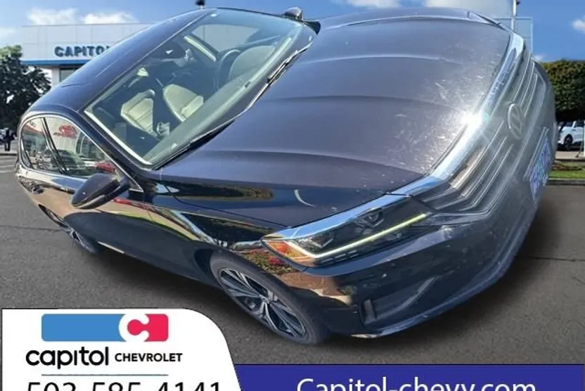 2021 Volkswagen Passat 2.0T SE photo 1