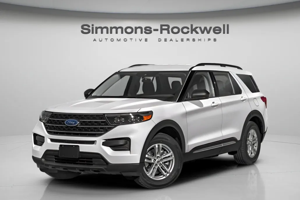 2023 Ford Explorer XLT photo 1