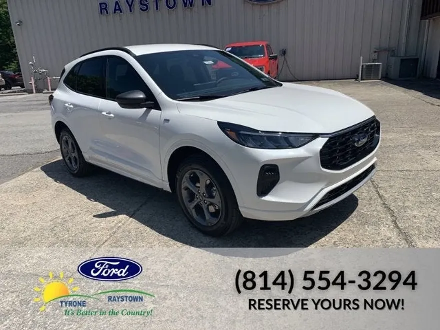 2024 Ford Escape ST-Line photo 1