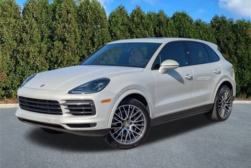 2023 Porsche Cayenne Platinum Edition photo 1