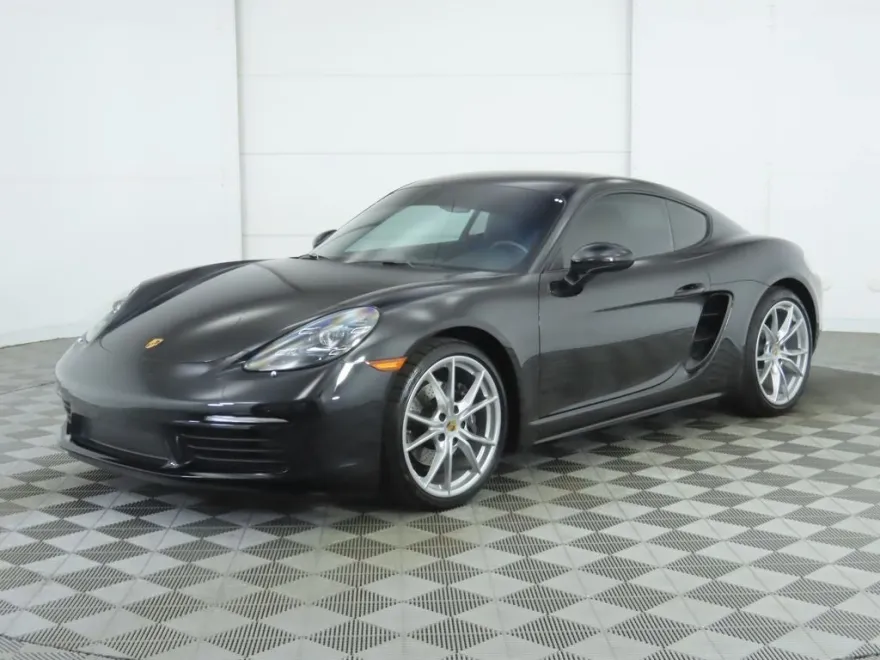 2024 Porsche Cayman Base photo 1