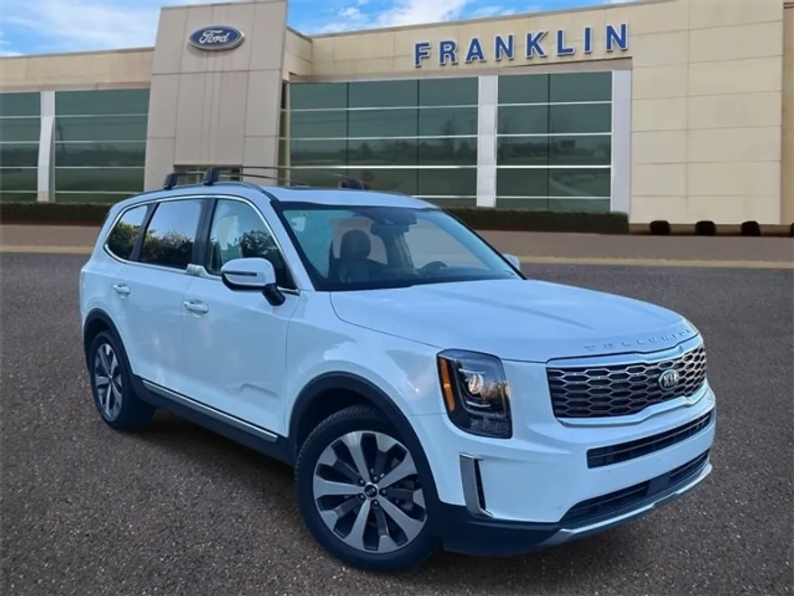 2020 Kia Telluride S photo 1