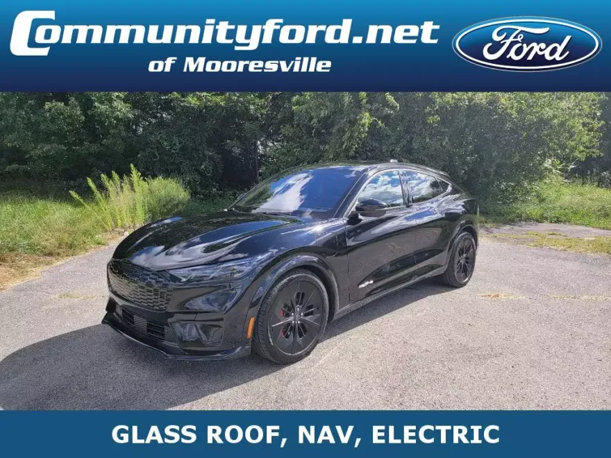 2025 Ford Mustang Mach-E GT photo 1