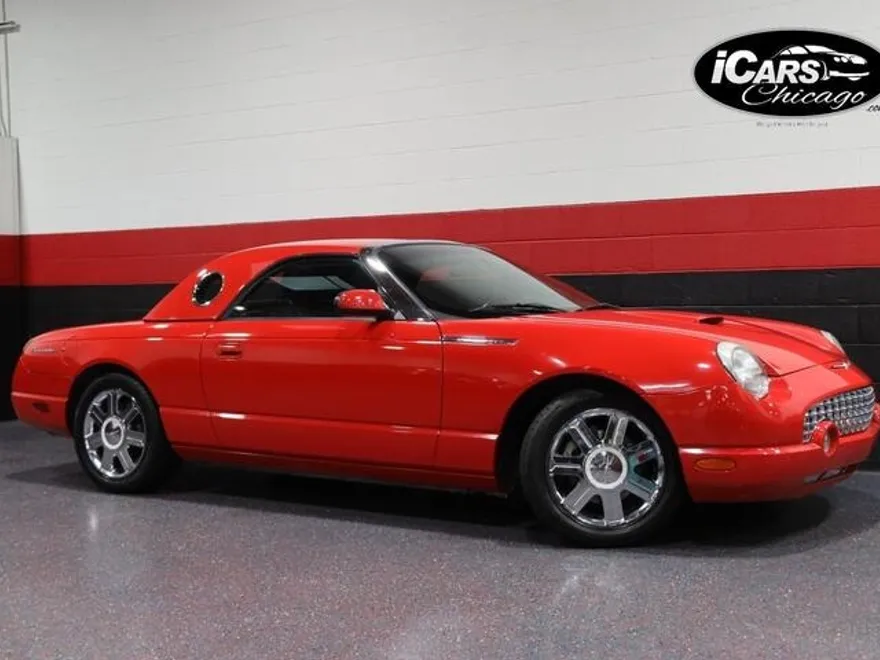 2005 Ford Thunderbird photo 1