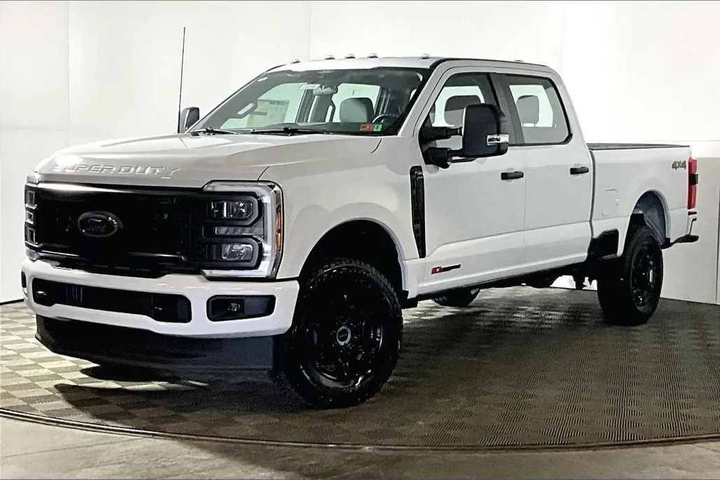 2025 Ford F-250 XL photo 1